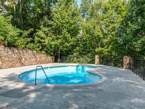 Little Bear, 1 Bedroom, Sleeps 2, Wood Fireplace, Pool Access, Pool Table Gatlinburg Exteriér fotografie